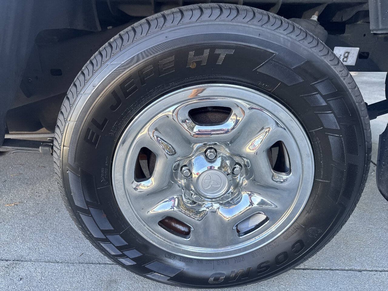Used 2015 Toyota Tacoma 2WD Access Cab w/ SR5 Package image 24