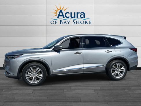 Certified 2023 Acura MDX SH-AWD image 2