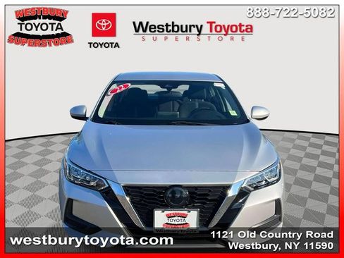 Used 2022 Nissan Sentra SV w/ All-Weather Package FWD image 3