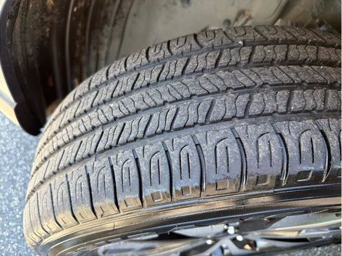 Used 2017 Subaru Outback 2.5i Limited w/ Popular Package #5 image 21