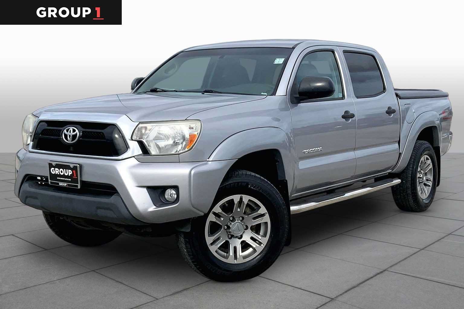 Used 2015 Toyota Tacoma PreRunner w/ SR5 Package RWD image 1