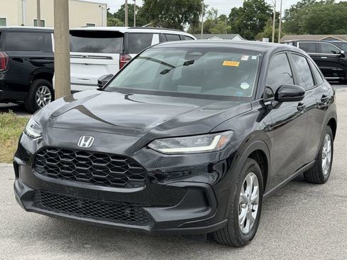 Used 2025 Honda HR-V LX image 10