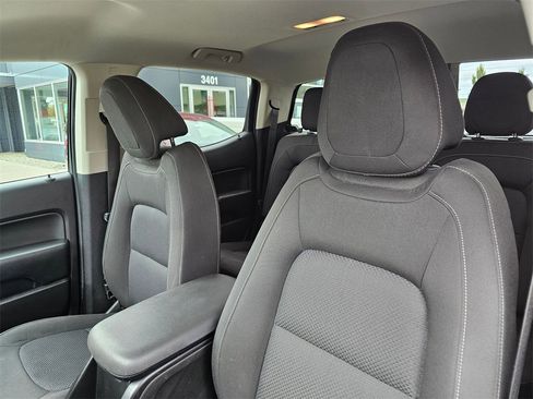 Used 2016 Chevrolet Colorado LT w/ LT Convenience Package image 17