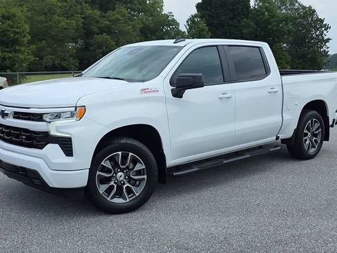 Certified 2024 Chevrolet Silverado 1500 RST AWD/4WD image 4