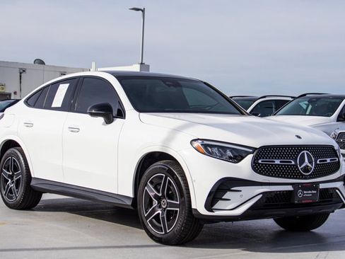 Certified 2024 Mercedes-Benz GLC 300 4MATIC image 3