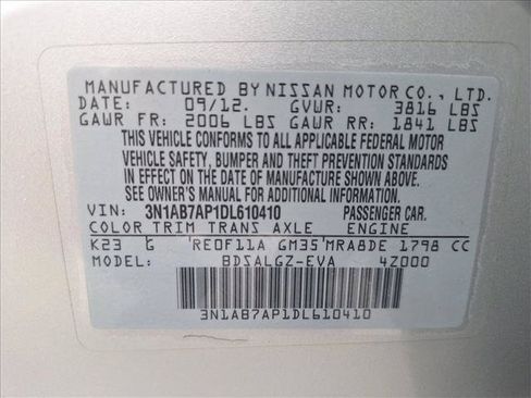 Used 2013 Nissan Sentra SL FWD image 19