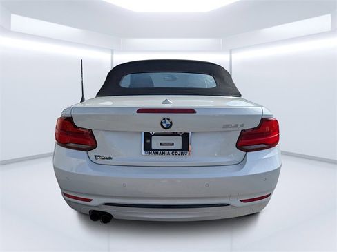 Used 2019 BMW 230i Convertible w/ Convenience Package image 4