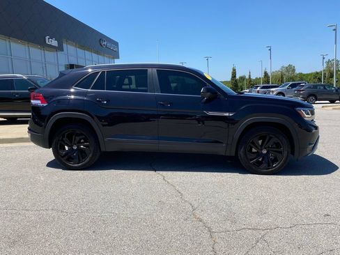 Used 2022 Volkswagen Atlas Cross Sport SE FWD image 8