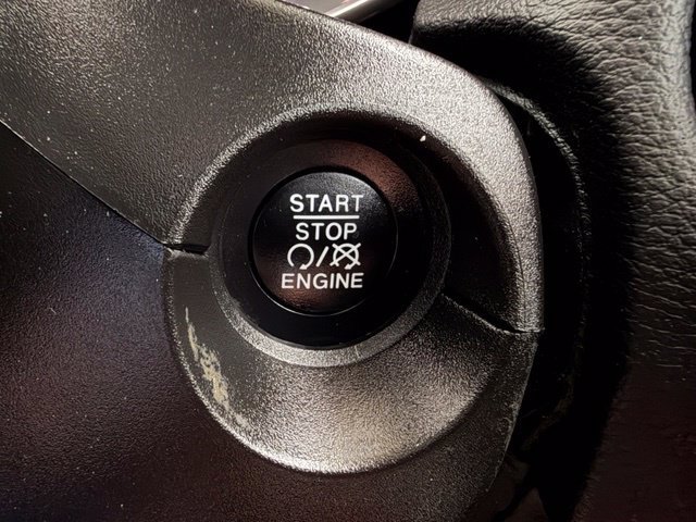 Used 2018 Jeep Compass Limited FWD image 29