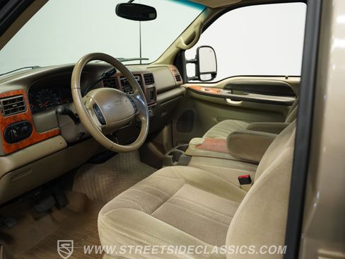 Used 2000 Ford Excursion XLT image 4