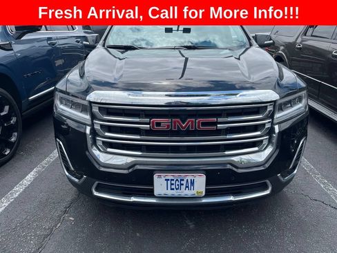 Used 2021 GMC Acadia SLT w/ Preferred Package FWD image 3