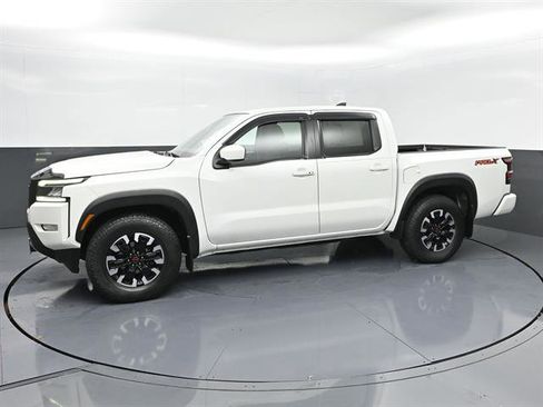 Used 2022 Nissan Frontier Pro-X image 30