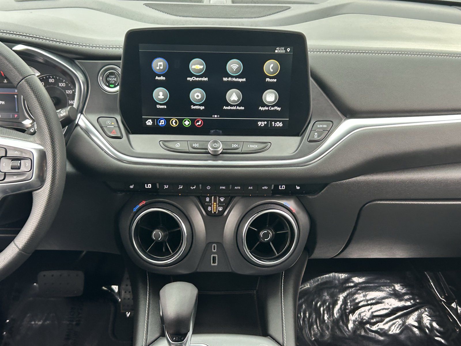 Certified 2025 Chevrolet Blazer LT FWD image 18