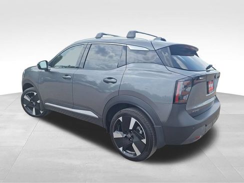 Certified 2025 Nissan Kicks SR FWD image 6