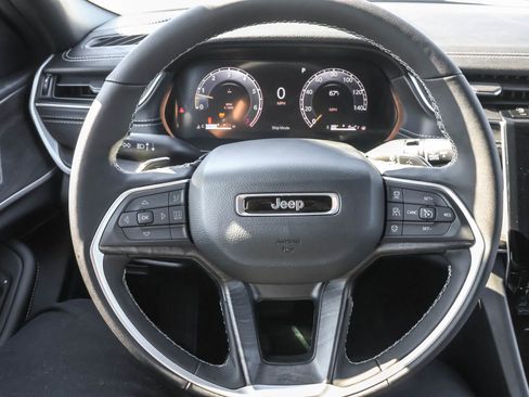 New 2025 Jeep Grand Cherokee Limited w/ Luxury Tech Group II image 27