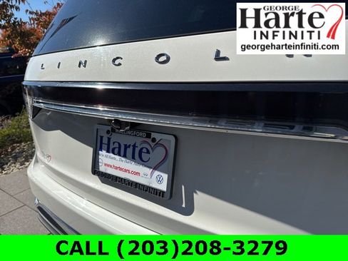 Used 2022 Lincoln Aviator AWD w/ Premium Package image 33