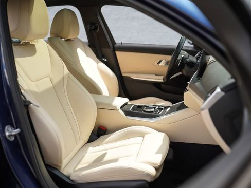 Used 2023 BMW 330e w/ Driving Assistance Package image 25