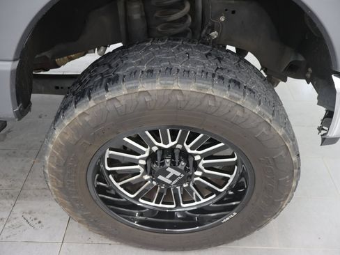Used 2024 Ford F350 Lariat w/ Tremor Off-Road Package AWD/4WD image 3