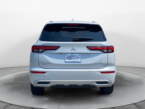 Used 2023 Mitsubishi Outlander SEL FWD image 4