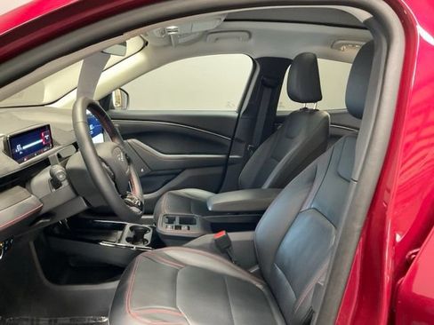 Used 2025 Ford Mustang Mach-E Premium w/ Sport Appearance Package AWD/4WD image 16