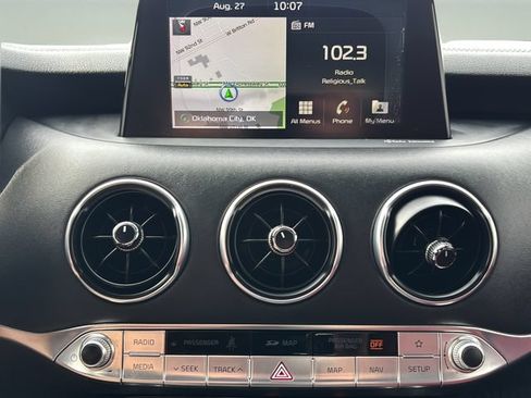 Used 2018 Kia Stinger GT2 AWD/4WD image 26