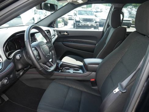 Used 2025 Dodge Durango GT w/ Trailer Tow Group IV AWD/4WD image 2