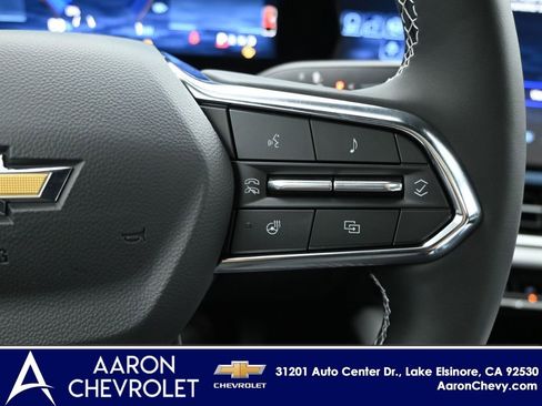 New 2026 Chevrolet Equinox EV LT w/ LPO, Blackout Package AWD/4WD image 30