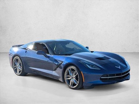 Used 2017 Chevrolet Corvette Z51 3LT image 3
