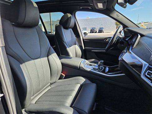 Used 2021 BMW X5 sDrive40i w/ Premium Package image 25
