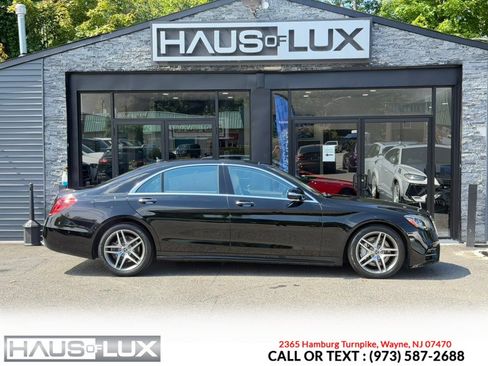 Used 2018 Mercedes-Benz S 560 4MATIC Sedan w/ AMG Line Exterior image 13