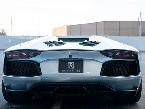 Used 2013 Lamborghini Aventador LP 700-4 image 26