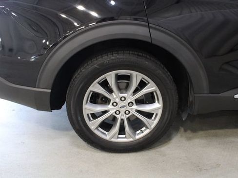 Used 2020 Ford Explorer XLT w/ Equipment Group 202A AWD/4WD image 29