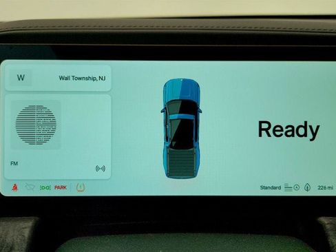 Used 2022 Rivian R1T Adventure image 14