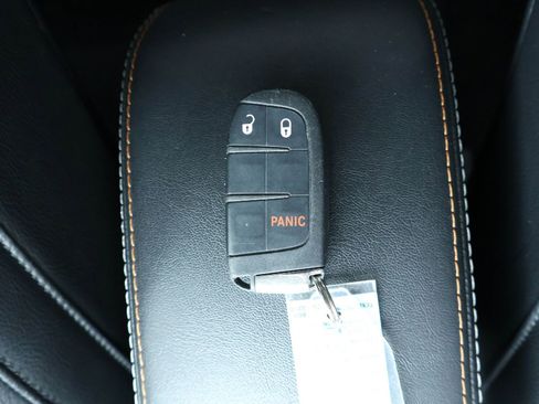 Used 2019 Jeep Compass Latitude FWD image 20