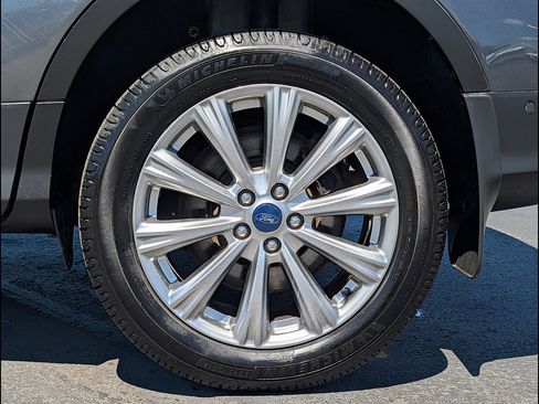 Certified 2018 Ford Escape Titanium AWD/4WD image 12