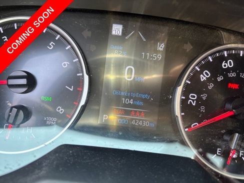 Used 2022 Toyota RAV4 XLE w/ Convenience Package AWD/4WD image 25