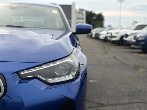 Certified 2025 BMW 230i xDrive Coupe w/ M Sport Package AWD/4WD image 4