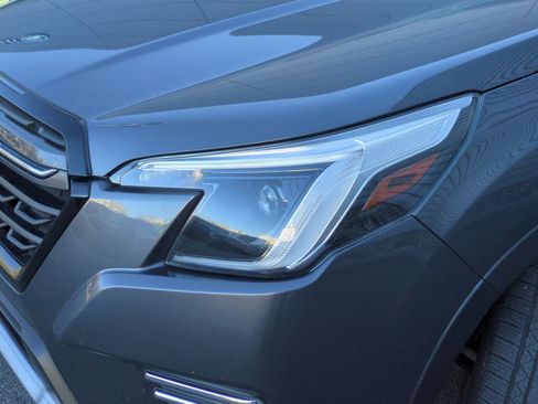 Used 2022 Subaru Forester Touring image 10