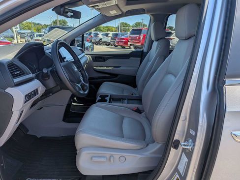 Used 2024 Honda Odyssey EX-L image 13