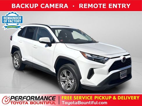 Used 2024 Toyota RAV4 XLE AWD/4WD image 1