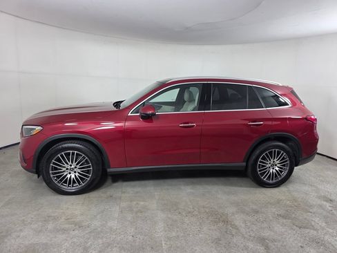 Certified 2026 Mercedes-Benz GLC 300 image 7