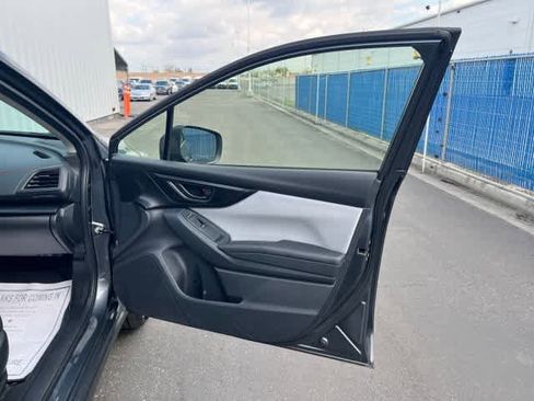 Used 2023 Subaru Crosstrek 2.0i Premium image 22