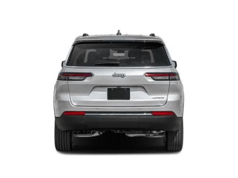 Used 2025 Jeep Grand Cherokee L Laredo RWD image 8