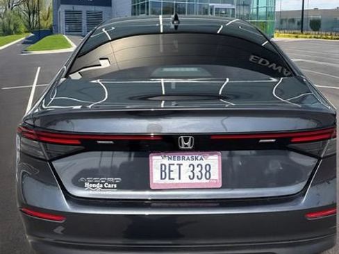 Used 2025 Honda Accord SE image 16