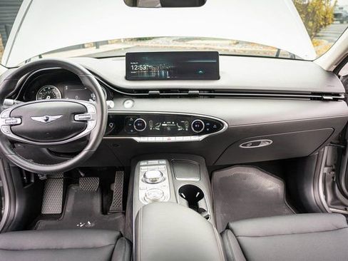 Used 2025 Genesis GV70 2.5T AWD/4WD image 29