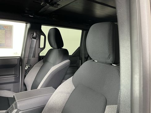 Used 2025 Ford Bronco Big Bend image 17