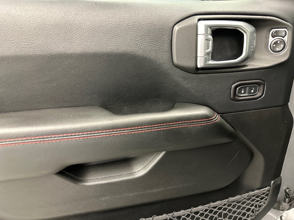 Used 2018 Jeep Wrangler Rubicon AWD/4WD image 18