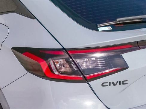Used 2024 Honda Civic Sport Touring image 10