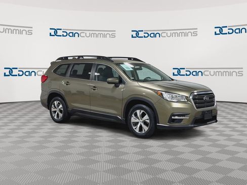 Used 2022 Subaru Ascent Premium AWD/4WD image 3