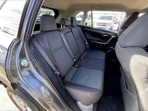 Used 2024 Toyota RAV4 XLE image 18